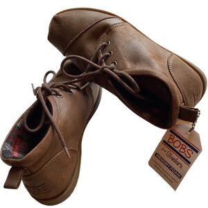 WOMENS Bobs Skechers Memory Foam Shoes Oxford ankle bootie lace up Size 7.5.